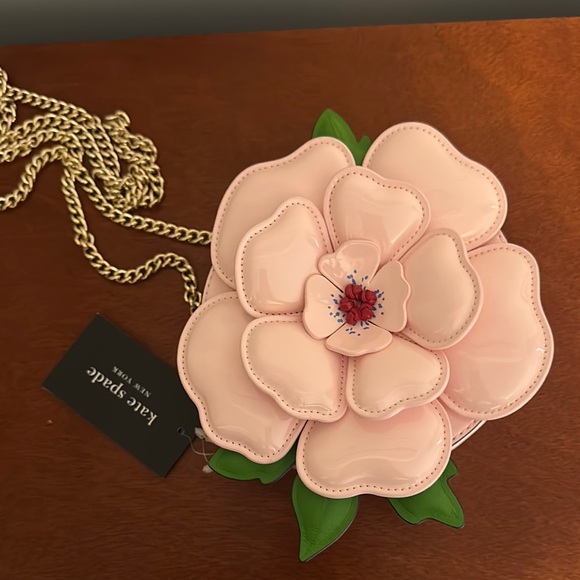 kate spade Handbags - Nwt Kate spade in the garden flower micro crossbody bag